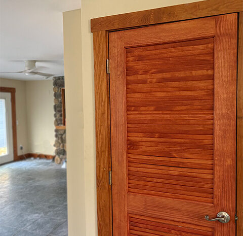 Louvered Door 480x480